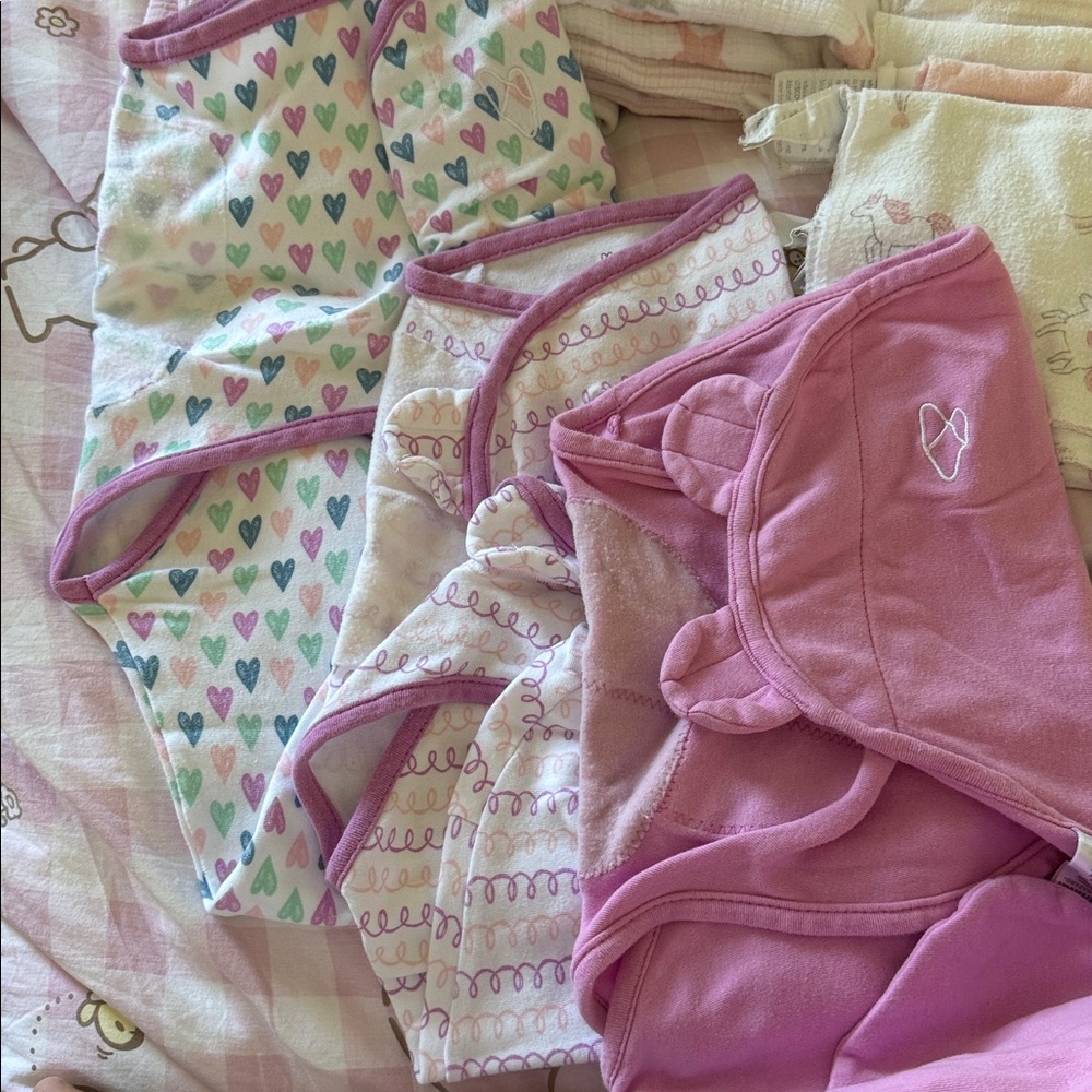 Baby swaddle - Picture 2 of 6